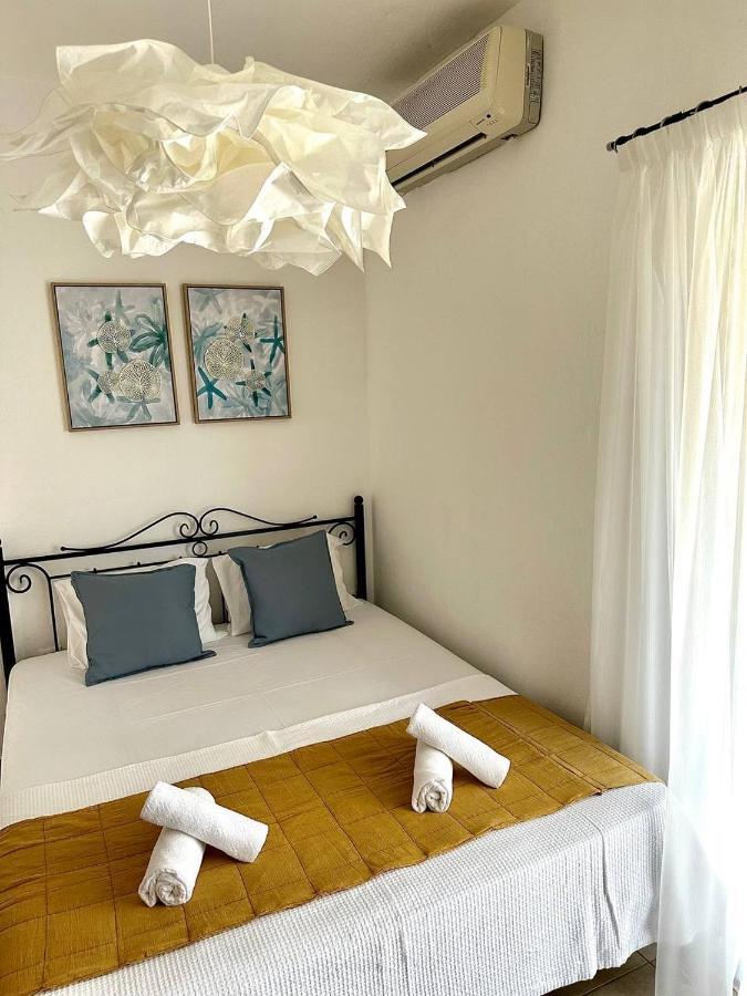 La Scala Family Apartments Nea Roda Exterior foto